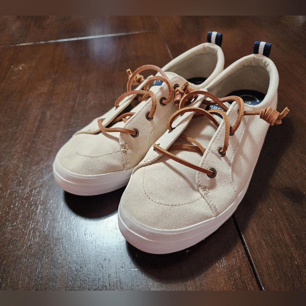 Sperry Crest Vibe Sneakers